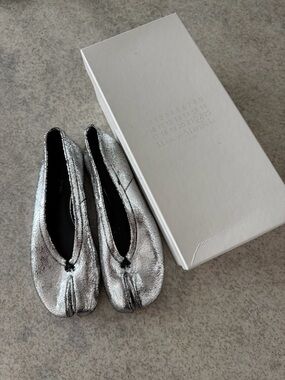 Maison Martin Margiela Metallic Silver Tabi Split-Toe Ballet Flats
